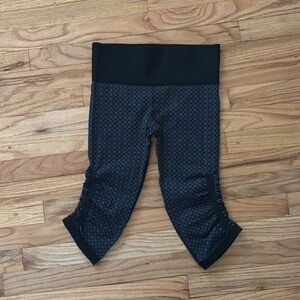 Lululemon In the Flow Crop